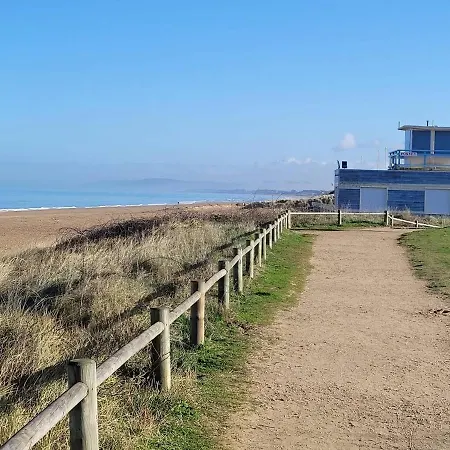 Merville-franceville-plage, 4 Pieces, 6 Personnes - Fr-1-465-30 Apartamento